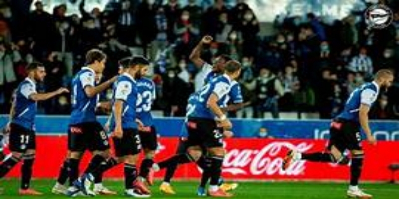 战术轮换与比赛掌控：乐鱼体育解析巴萨战略调整-乐鱼体育